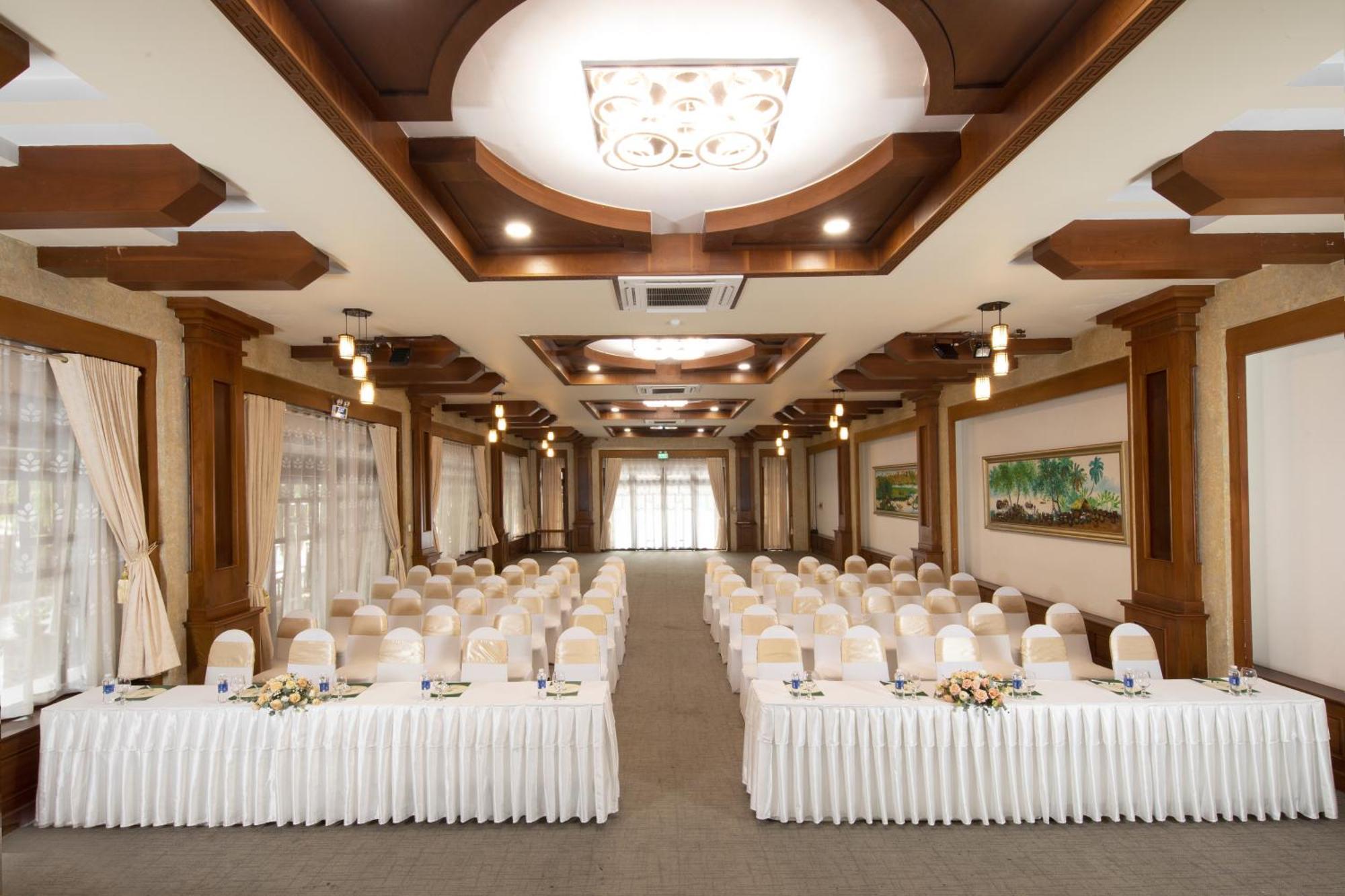 Phuong Nam Resort Thuan An Eksteriør bilde